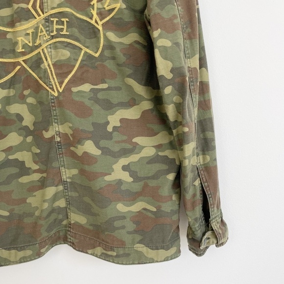 American Eagle Outfitters Camouflage Embroidered Jacket Size Small - Picture 10 of 15